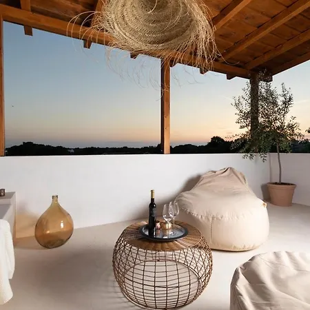 Andresitas Palace - Tropical Castle With Rooftop Terrace וילה