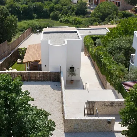 Andresitas Palace - Tropical Castle With Rooftop Terrace Villa *