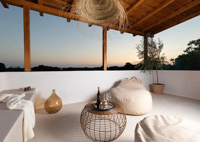Andresitas Palace - Tropical Castle With Rooftop Terrace Villa