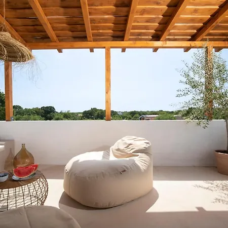Andresitas Palace - Tropical Castle With Rooftop Terrace Villa Bale