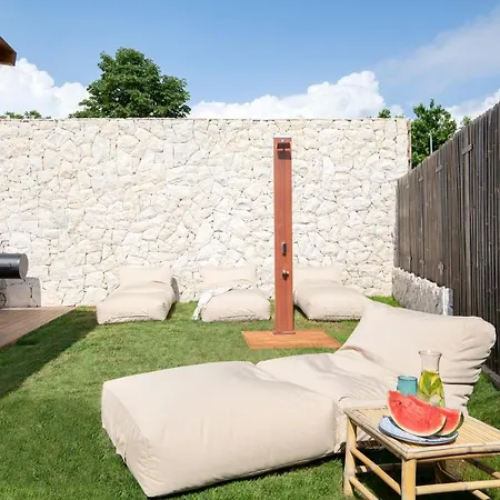 Andresitas Palace - Tropical Castle With Rooftop Terrace Villa Bale