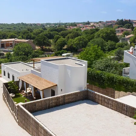 Andresitas Palace - Tropical Castle With Rooftop Terrace Villa *